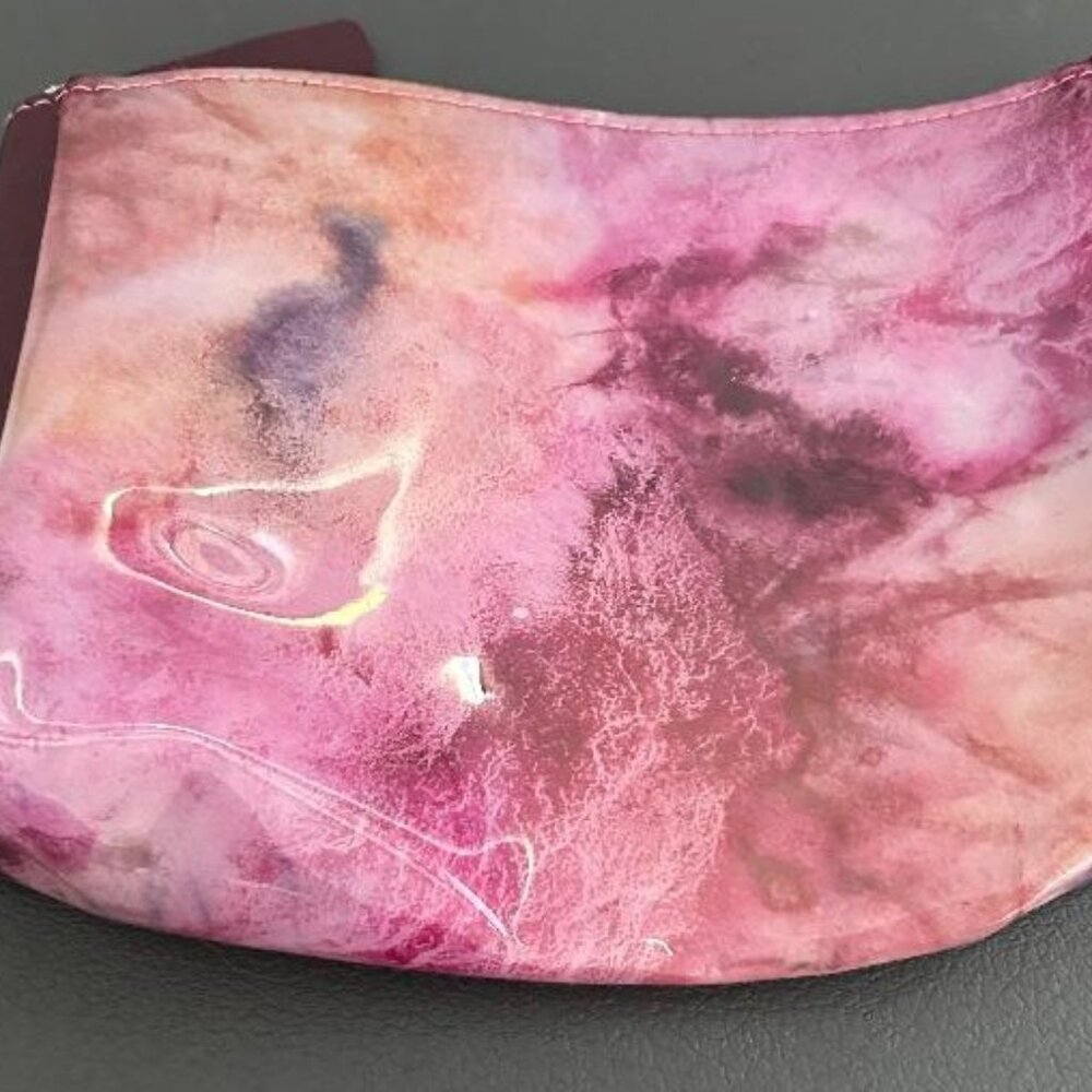 Mauve Tie-dye design makeup brush bag